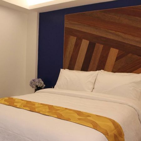 Oyo 609 G Executive Hotel And Spa Boracay Manoc-Manoc Екстер'єр фото