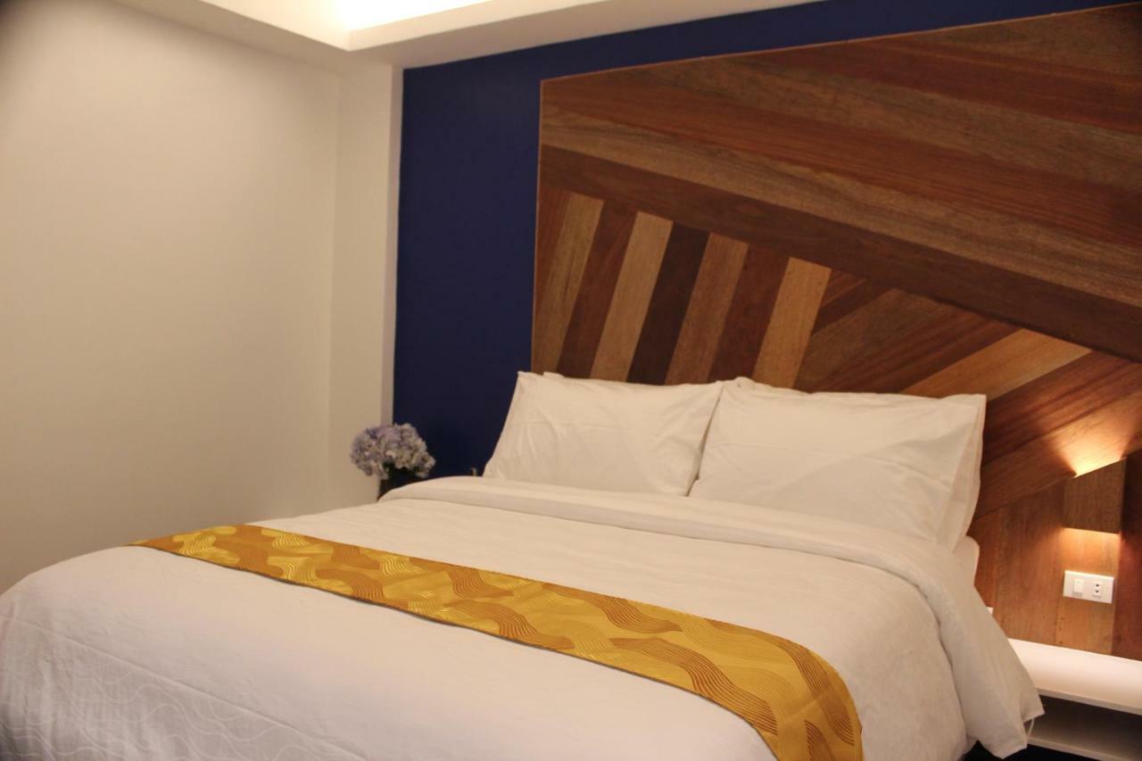 Oyo 609 G Executive Hotel And Spa Boracay Manoc-Manoc Екстер'єр фото